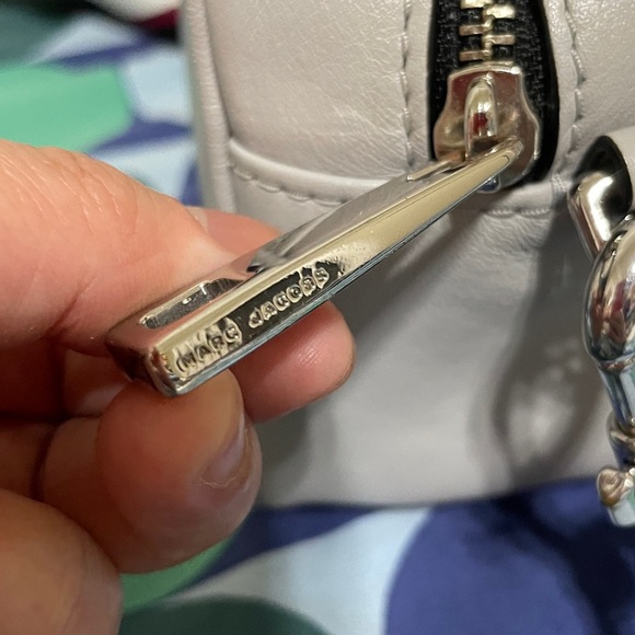 Marc Jacobs Grey Leather Camera Bag - Picture 6 of 15